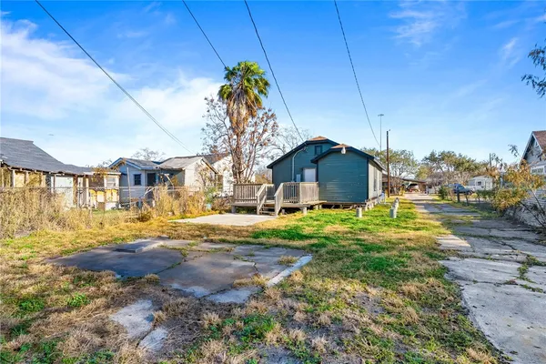 $1,200 | 3127 Magnolia Street, Corpus Christi, TX 78408