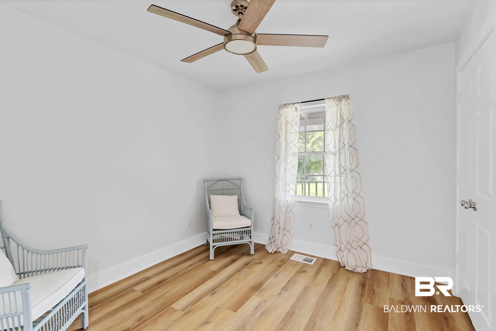 9847 Mosley Road Fairhope, AL 36532 - Photo 15 of 21 Bedroom 2
