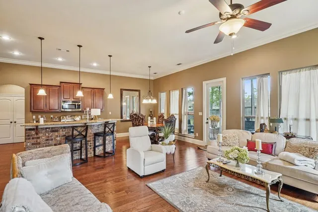 $349,900 | 108 Fayedaye Drive, Madisonville, LA 70447