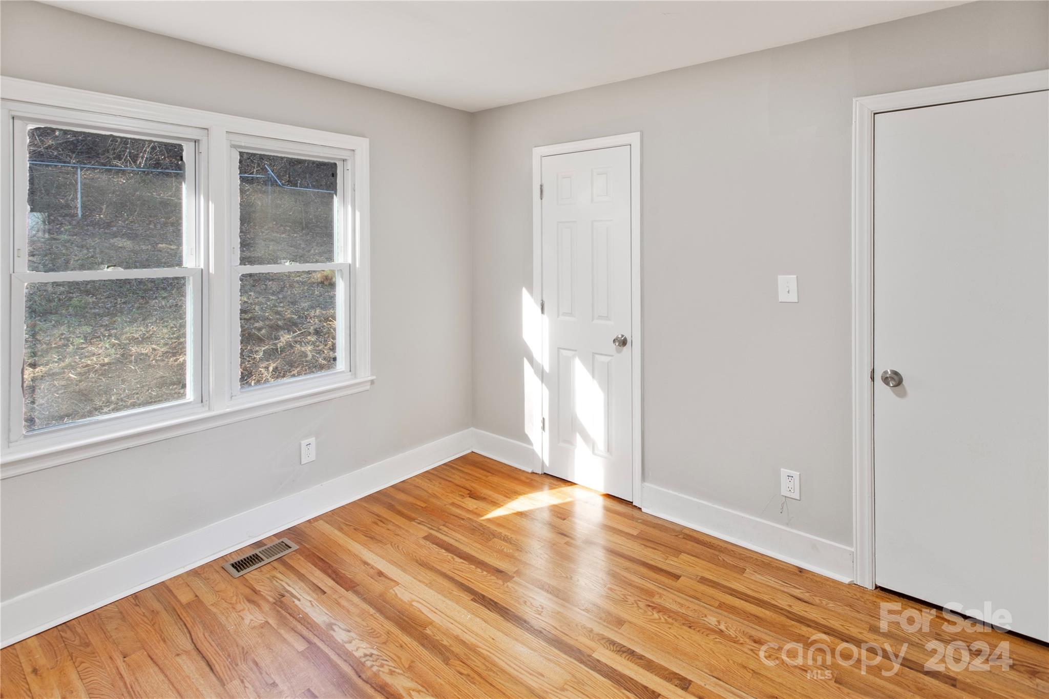552 Bailey Road Asheville, NC 28806 - Photo 10 of 16 Gallery Image 10