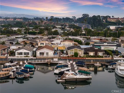 $927,000 | 8 Saratoga, Newport Beach, CA 92660