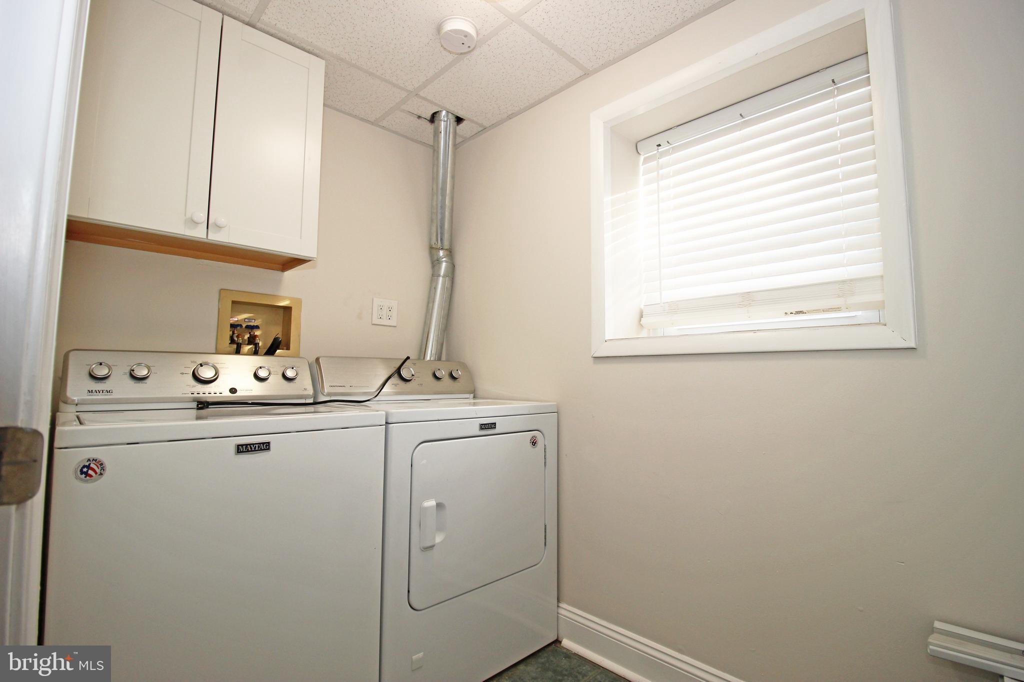 2748 Springhill Road Secane, PA 19018 - Photo 42 of 90 a utility room with dryer and washer