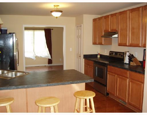 587 Ridge Point Drive Dundee, MI 48131 - Photo 8 of 10 Photo 8
