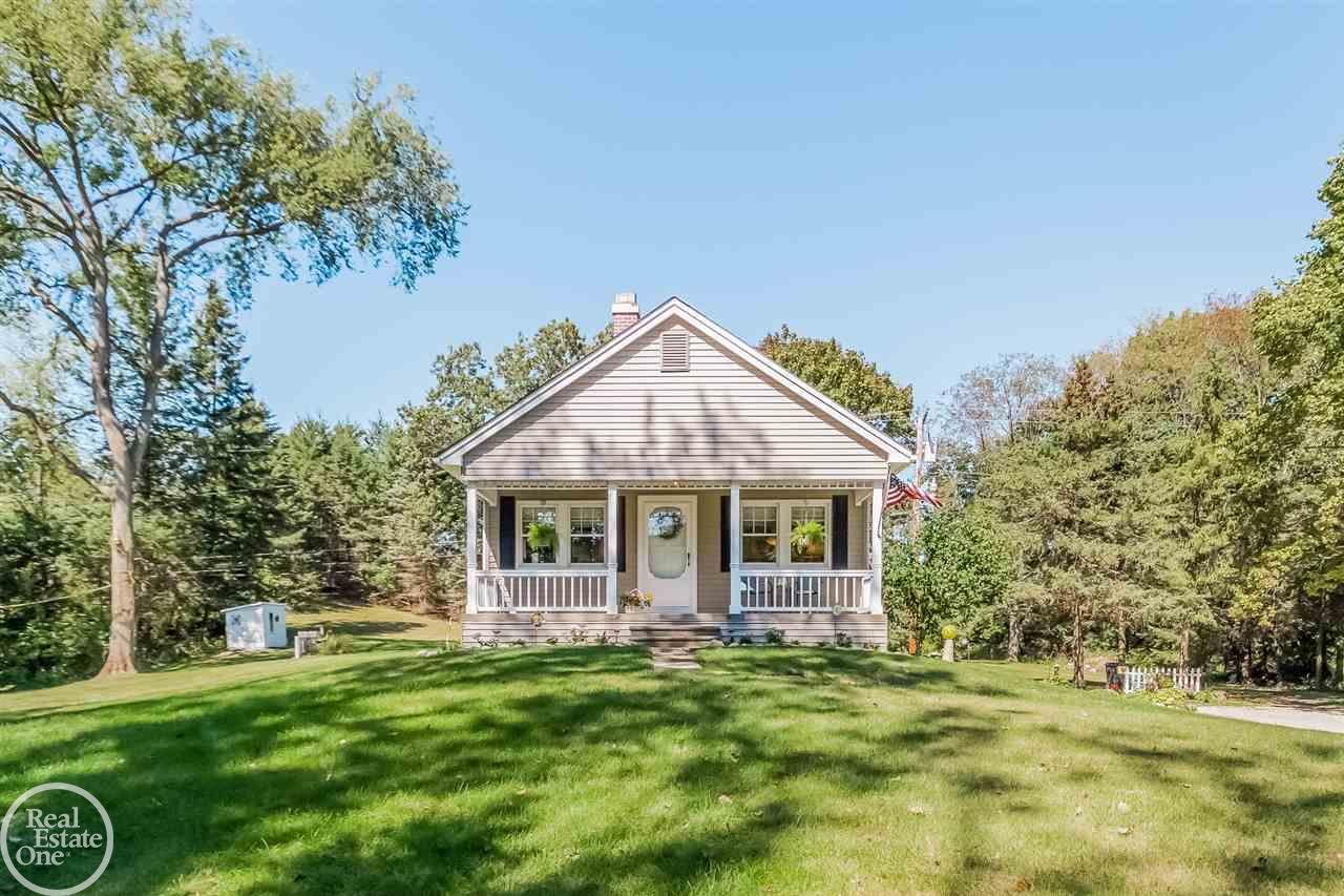 1435 East Gunn Road Rochester, MI 48306 - Photo 4 of 51