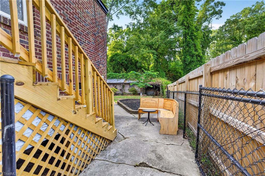 405 Spring Street Thomasville, NC 27360 - Photo 41 of 46