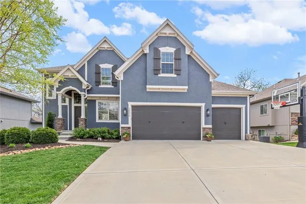 $649,500 | 20573 West 112th Terrace, Olathe, KS 66061