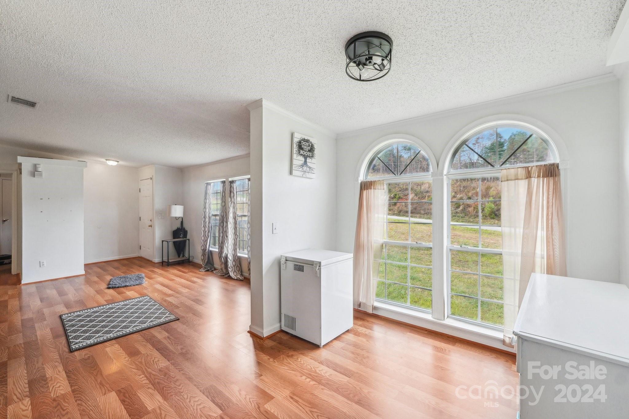 5778 Pittstown Road Hickory, NC 28602 - Photo 11 of 28 Gallery Image 11