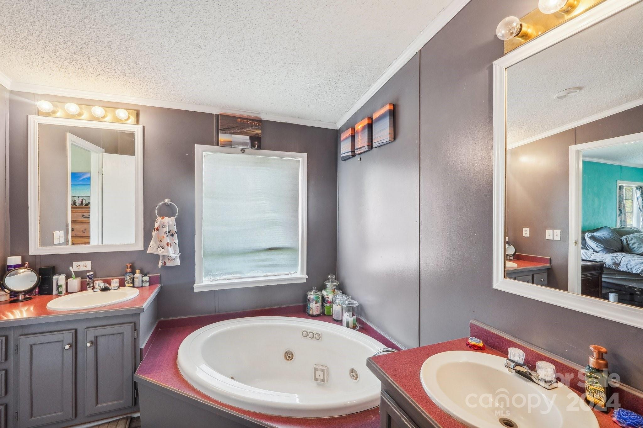 5778 Pittstown Road Hickory, NC 28602 - Photo 21 of 28 Gallery Image 21