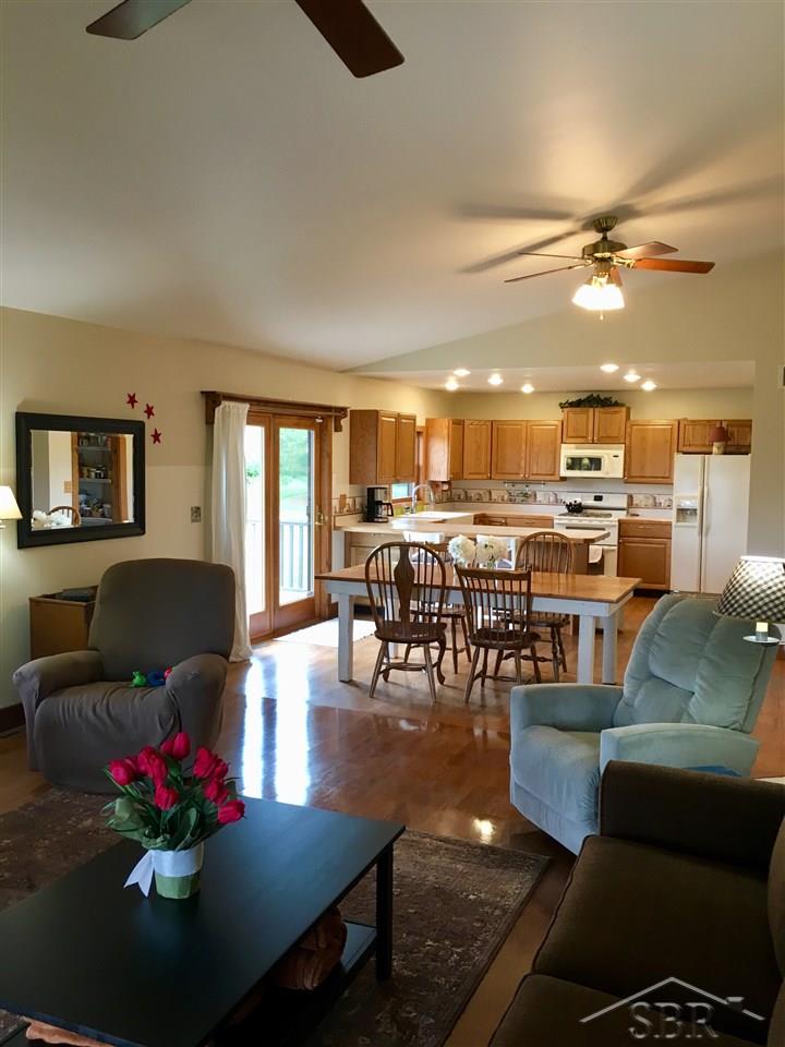 2030 North Graham Road Freeland, MI 48623 - Photo 9 of 47 Living Room