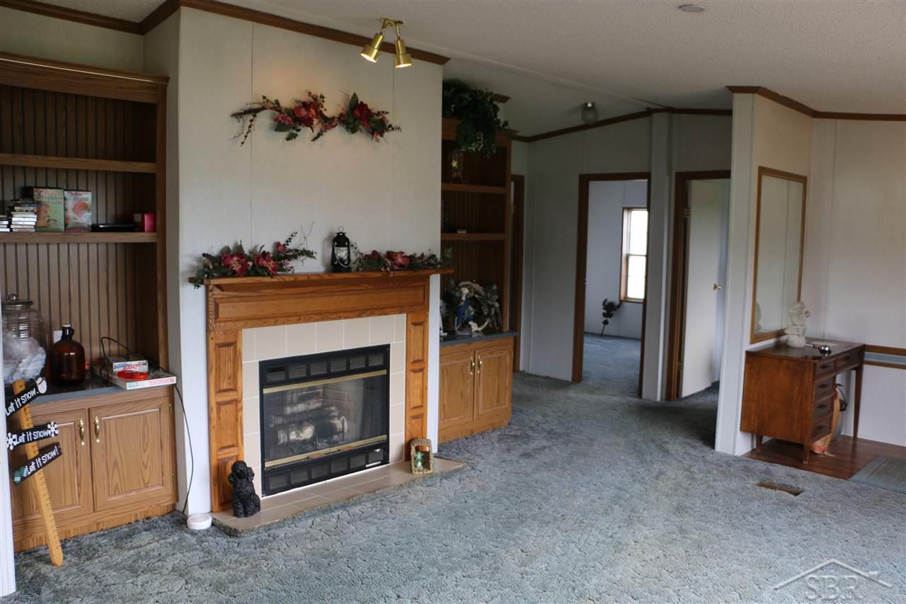 1125 West Vassar Road Reese, MI 48757 - Photo 6 of 19 31304148-5.JPG