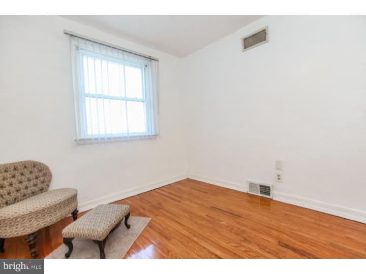 339 Lester Road Springfield, PA 19064 - Photo 14 of 22 Bedroom 3