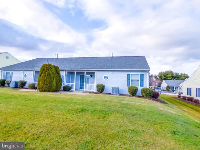 $254,900 | 2059 Faversham Way, Unit 2059, York, PA 17402