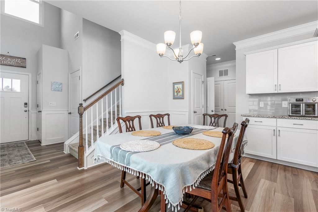 2 Finley Ridge Way Greensboro, NC 27455 - Photo 8 of 39 Gallery Image 8