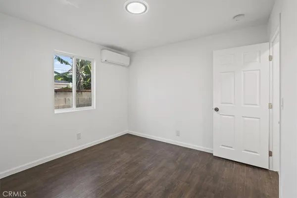 $1,695 | 9806 Beachy Avenue, Arleta, CA 91331