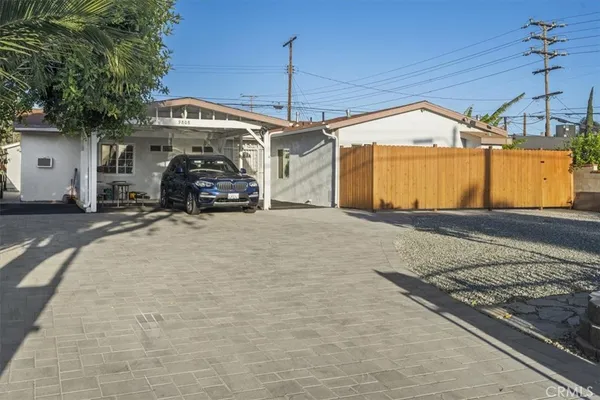 $1,695 | 9806 Beachy Avenue, Arleta, CA 91331