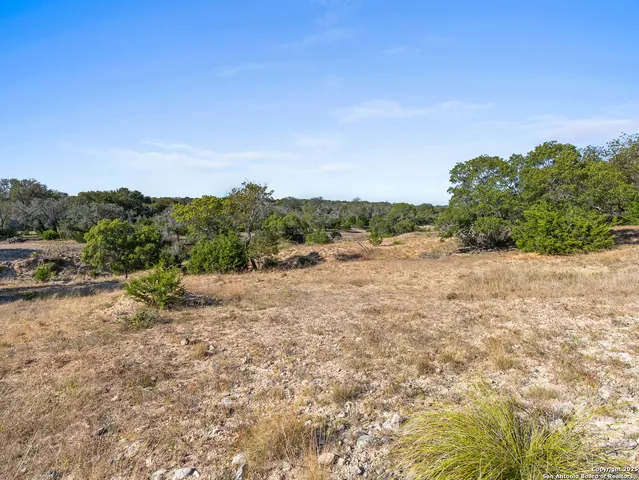 $649,900 | 1719 Farm To Market 1376, Boerne, TX 78006