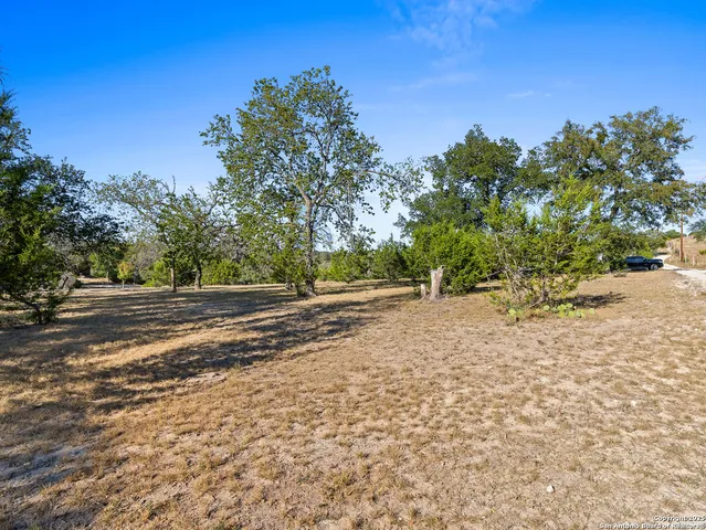 $649,900 | 1719 Farm To Market 1376, Boerne, TX 78006