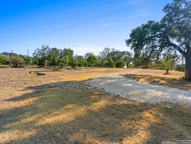 $649,900 | 1719 Farm To Market 1376, Boerne, TX 78006