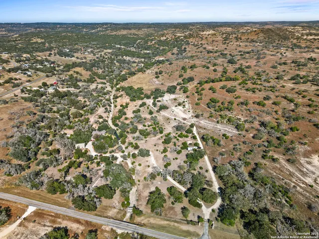$649,900 | 1719 Farm To Market 1376, Boerne, TX 78006