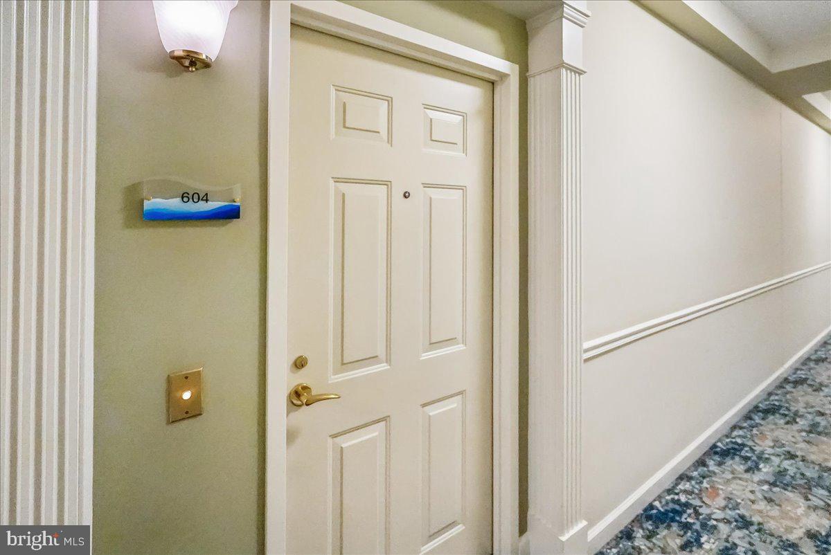 19375 Cypress Ridge Terrace, Unit 604 Leesburg, VA 20176 - Photo 3 of 55