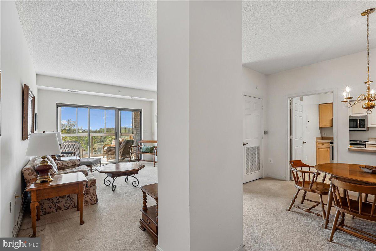 19375 Cypress Ridge Terrace, Unit 604 Leesburg, VA 20176 - Photo 5 of 55