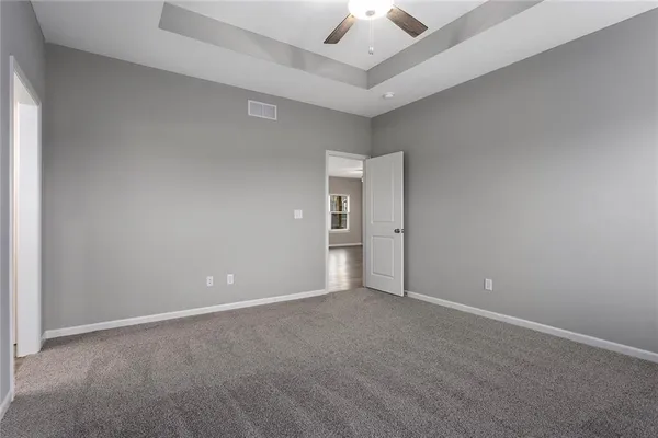 $399,900 | 705 Red Clover Court, Raymore, MO 64083