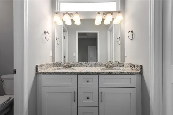 $399,900 | 705 Red Clover Court, Raymore, MO 64083