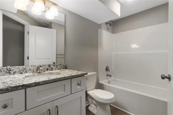 $399,900 | 705 Red Clover Court, Raymore, MO 64083