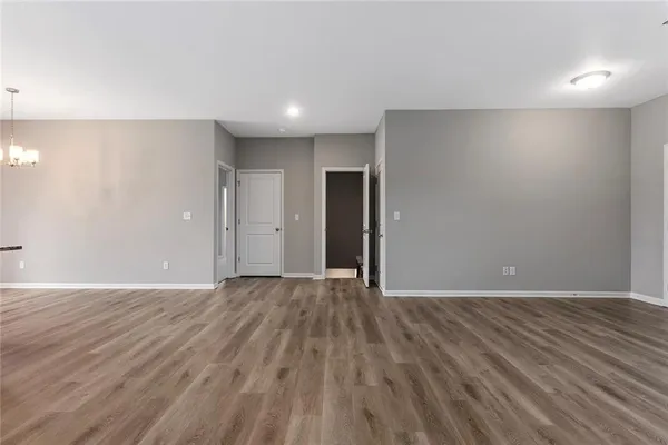 $399,900 | 705 Red Clover Court, Raymore, MO 64083