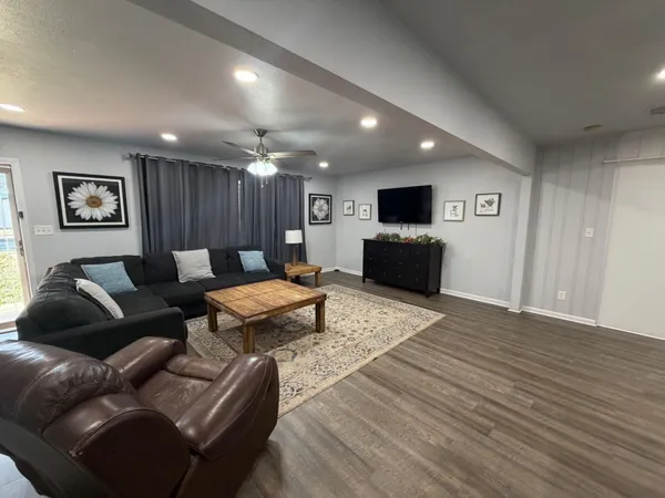 $1,950 | 3706 41st Street, Lubbock, TX 79413