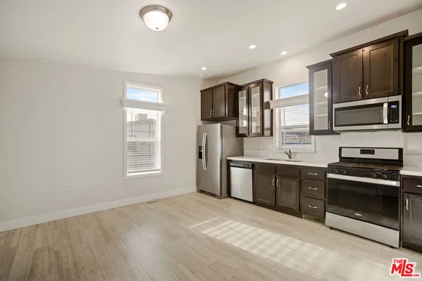 $104,950 | 8250 Lankershim Boulevard, Unit 196, North Hollywood, CA 91605