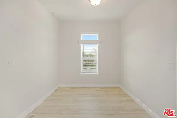 $104,950 | 8250 Lankershim Boulevard, Unit 196, North Hollywood, CA 91605