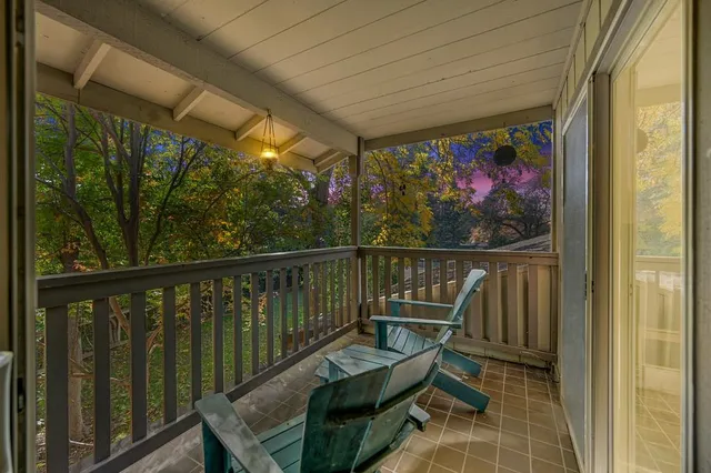a house view with a backyard space