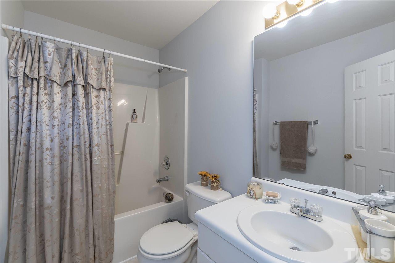 1233 Swingline Way Raleigh, NC 27610 - Photo 21 of 28 Gallery Image 21