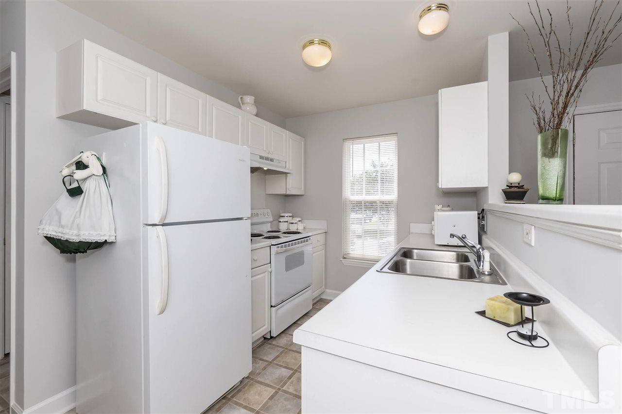 1233 Swingline Way Raleigh, NC 27610 - Photo 7 of 28 Gallery Image 7