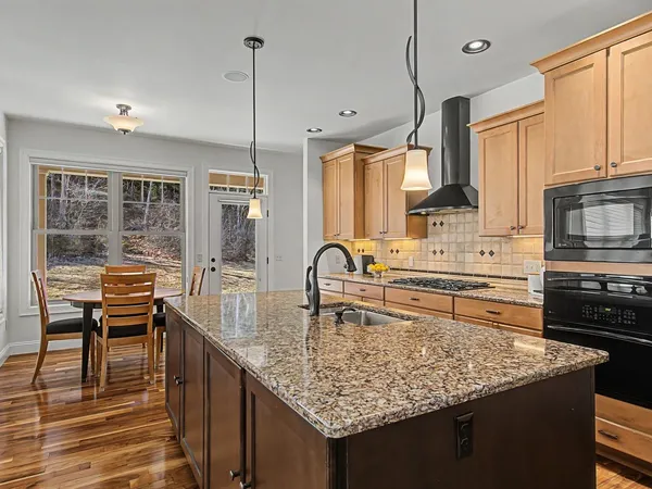 $975,000 | 232 Colden Road, Colchester, VT 05446