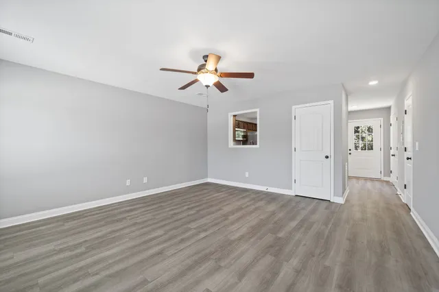 $1,195 | 1993 Keeper Court, Unit 3, Clarksville, TN 37042