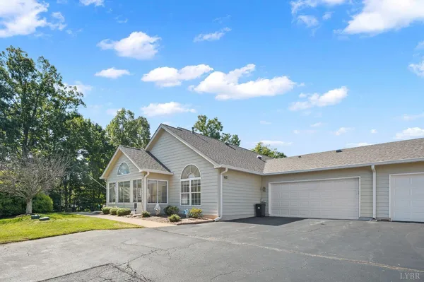 $324,900 | 226 Salisbury Circle, Lynchburg, VA 24502