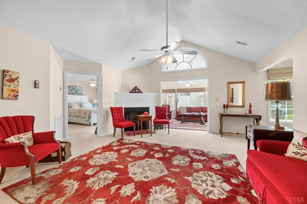 $324,900 | 226 Salisbury Circle, Lynchburg, VA 24502