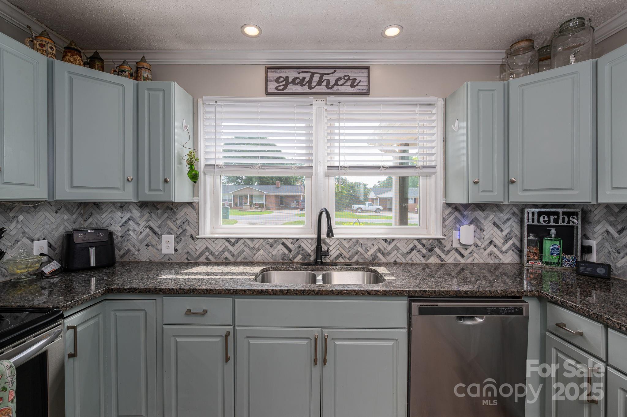 2206 Whitworth Road Cherryville, NC 28021 - Photo 18 of 32 Gallery Image 18