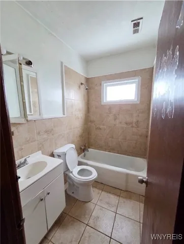 $1,100 | 64 Sweet Avenue, Buffalo, NY 14212