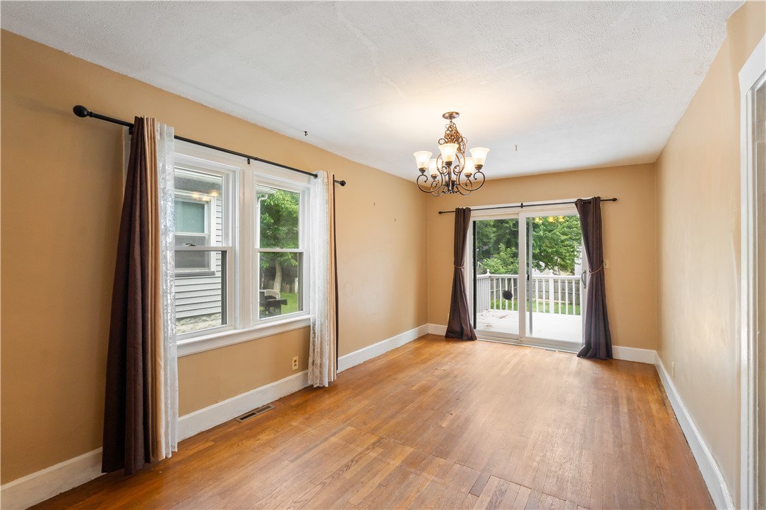 225 West Chestnut Street East Rochester, NY 14445 - Photo 2 of 49