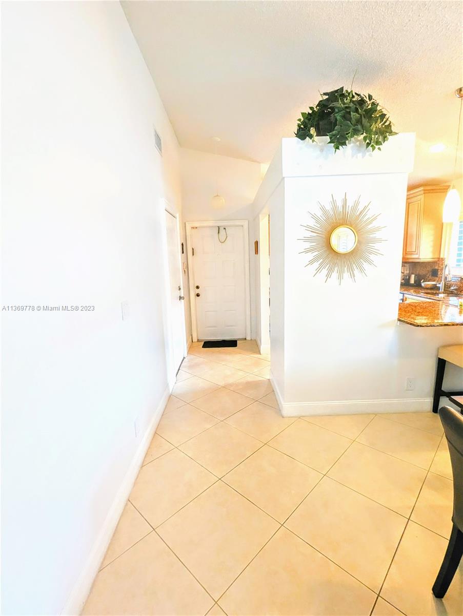 8190 Springtree Road, Unit 8190 Boca Raton, FL 33496 - Photo 6 of 25