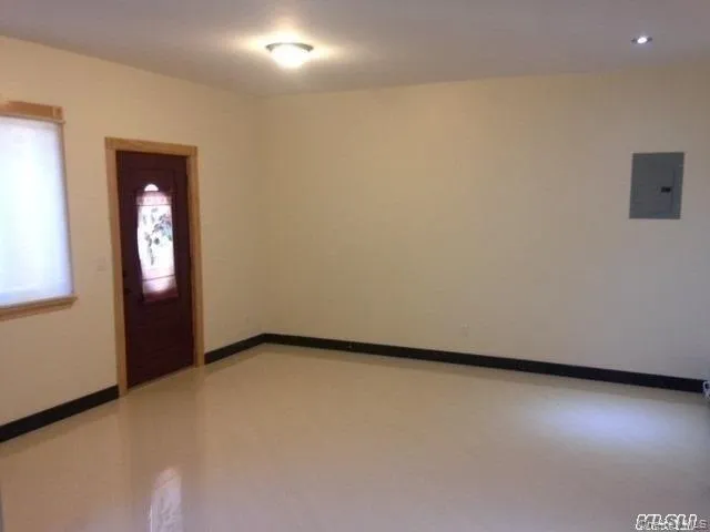 $3,000 | 43-15 222nd Street, Unit 1 | Bayside