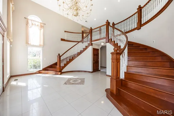 $785,000 | 1460 Hartman Lane, Shiloh, IL 62221
