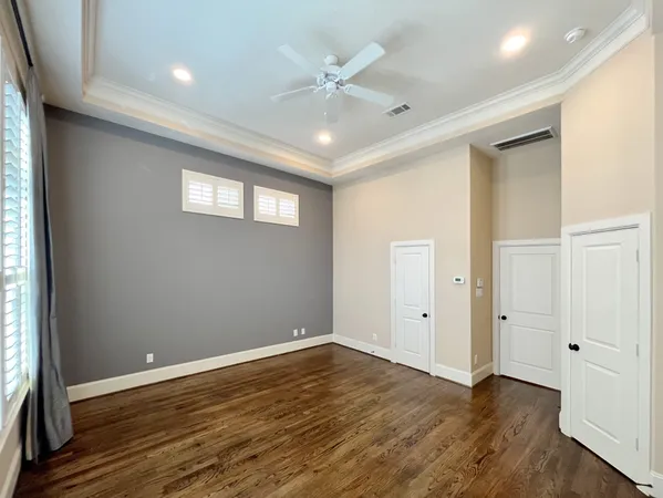 $3,400 | 5207 Gibson Street, Unit A, Houston, TX 77007