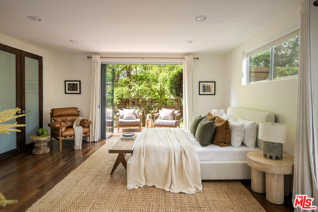 1126 Indiana Avenue Venice, CA 90291 - Photo 15 of 34