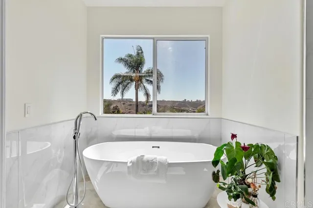 $3,300,000 | 10495 Abalone Landing Terrace, San Diego, CA 92130