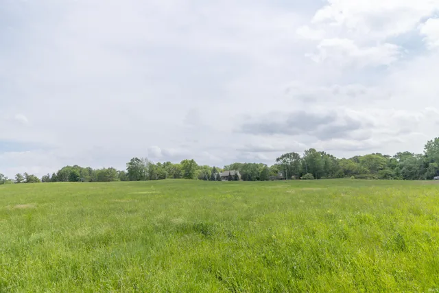 $58,500 | 8 Meadowbrook Drive, New Castle, IN 47362