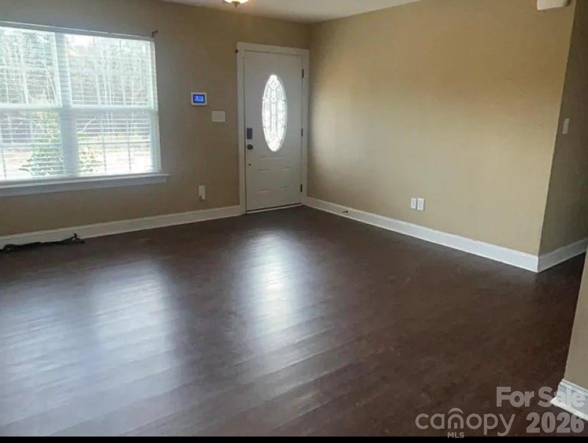 1411 Foxbrook Circle Lancaster, SC 29720 - Photo 4 of 17